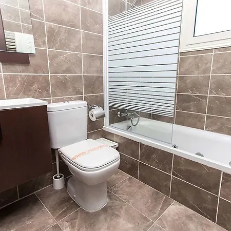 Oceanview 205 Pernera