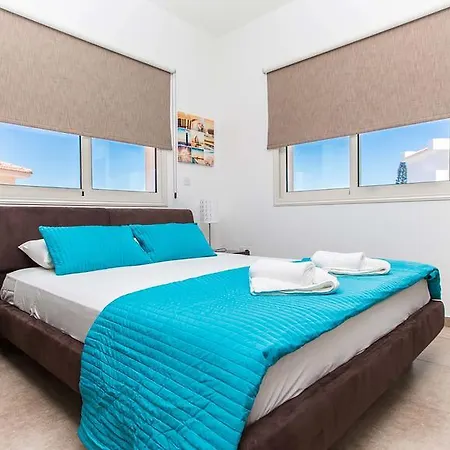 Oceanview 205